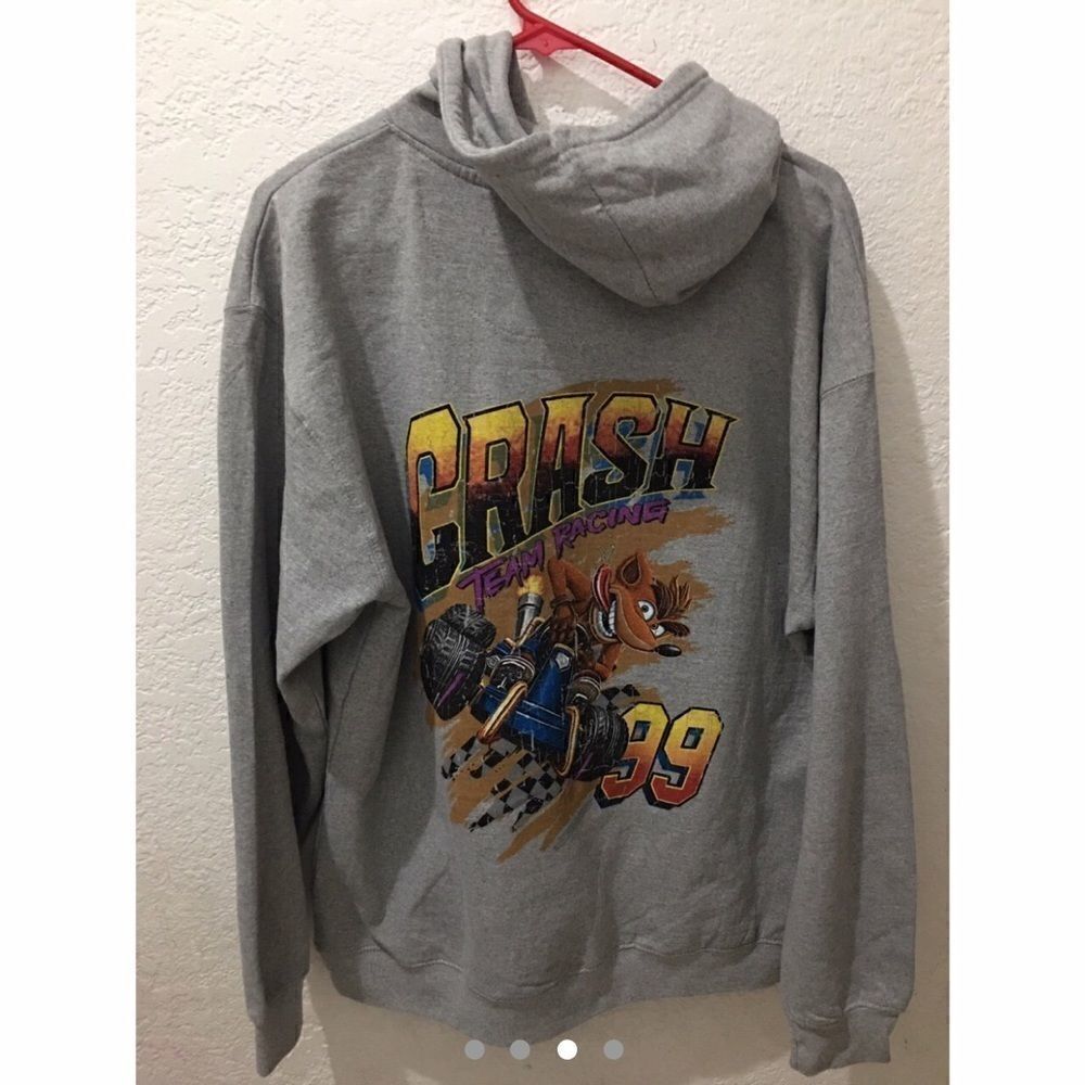 Crash Gamer Racing Gray Sweater Size L